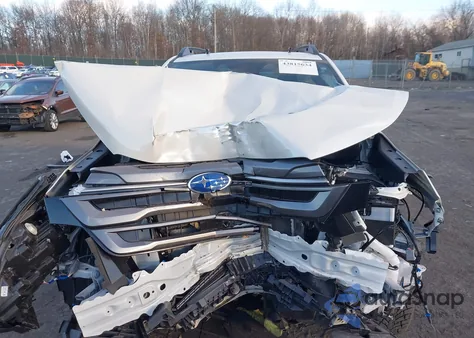 2025 Subaru Forester Limited из США, поврежденный, VIN JF2SLDNC3SH617604